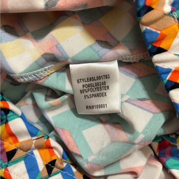 Women’s XL flare dress pants in multicolor pattern- Sunny Leigh brand - Picture 4 of 4